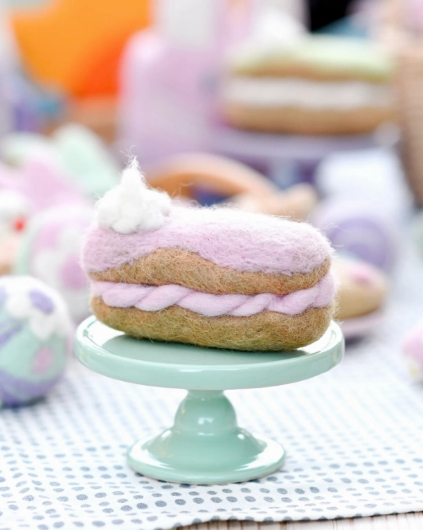 Sale Felt Strawberry Eclair