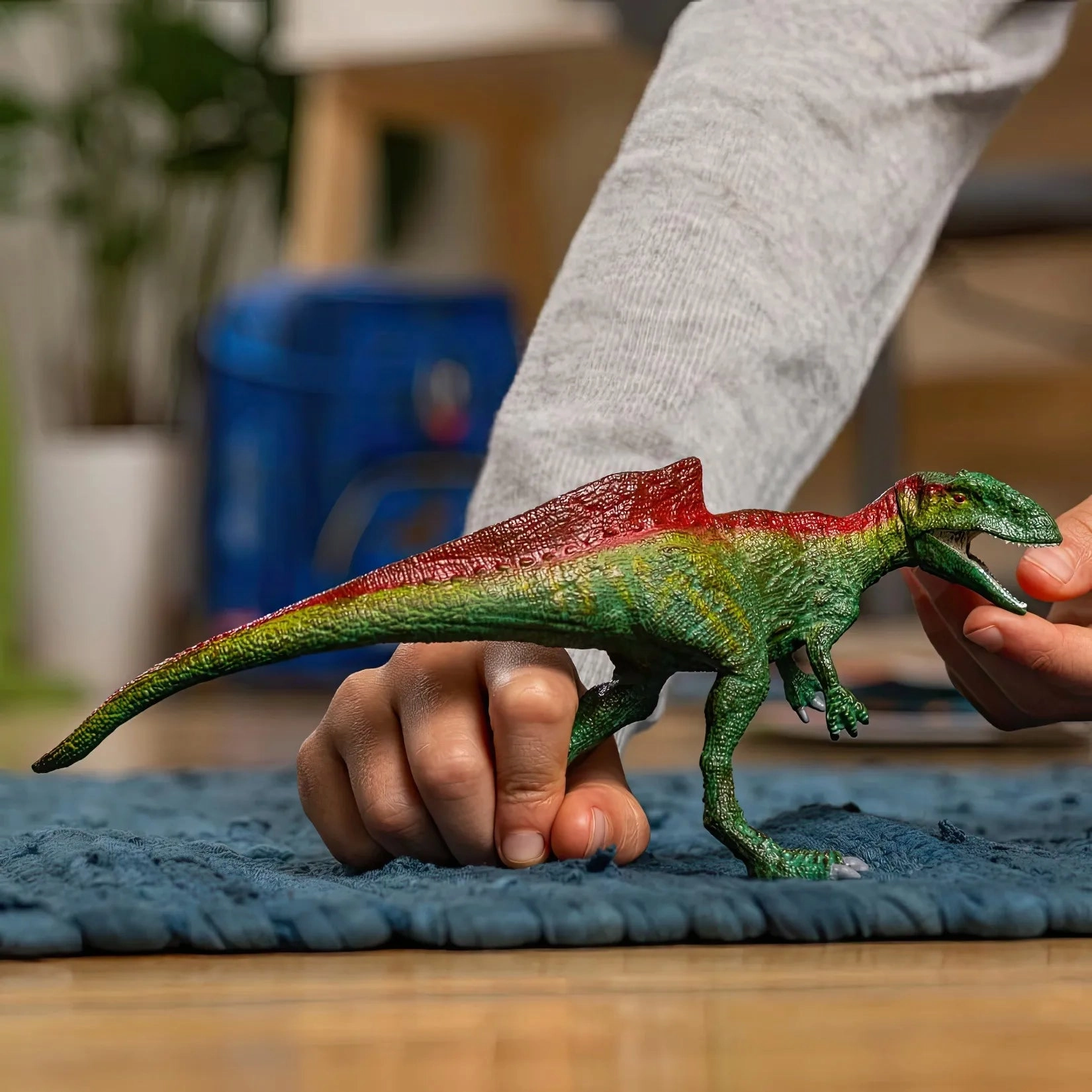 Schleich 15041 Concavenator Dinosaur Toy Figure
