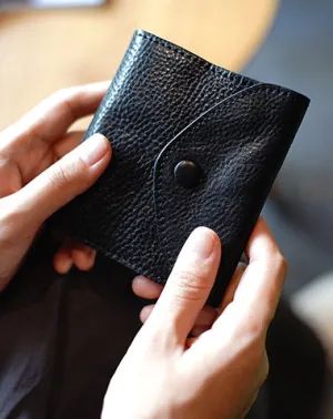 Slim Womens Black Leather Billfold Wallet Small Wallet with Coin Pocket Envelope Wallet for Ladies