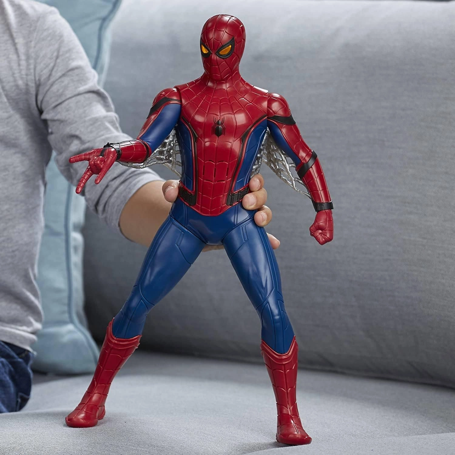 Spider-Man Homecoming Tech Suit 15-inch Action Figure