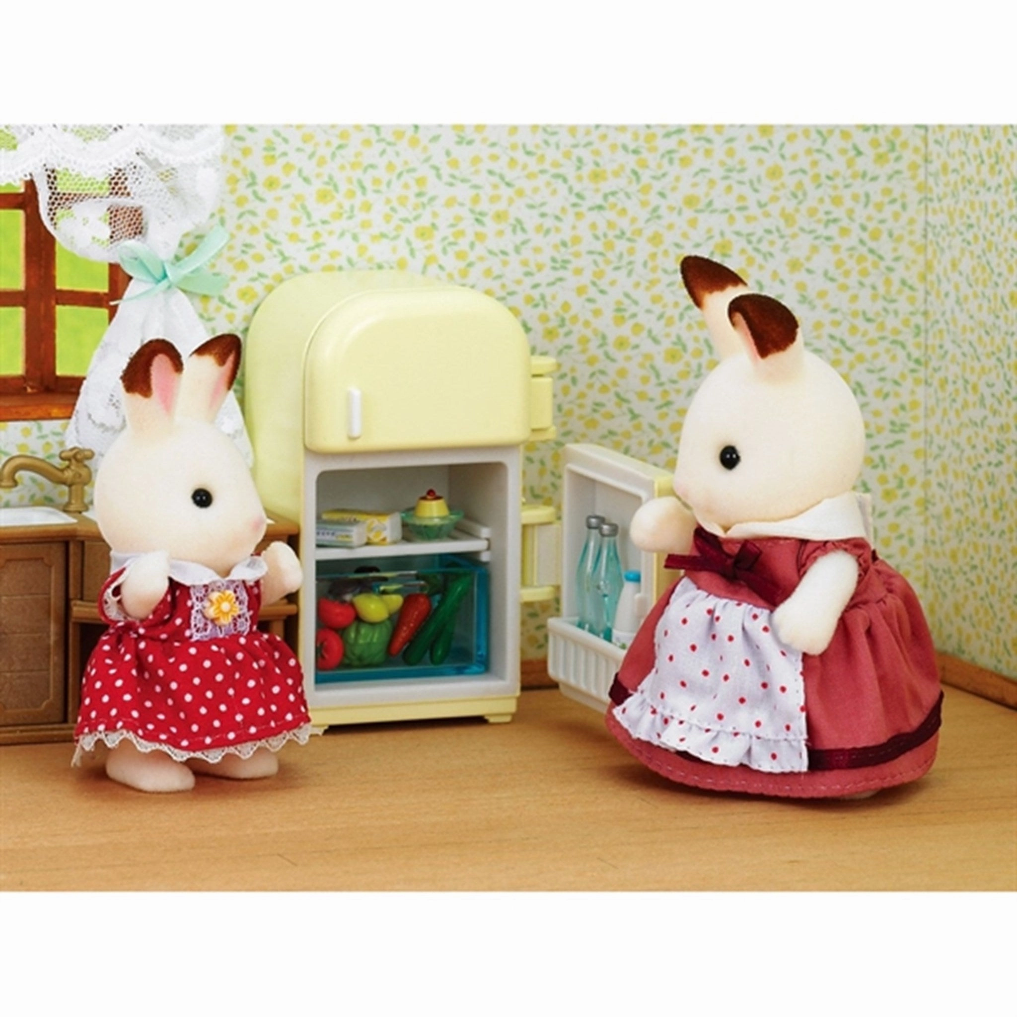 Sylvanian Families Chocolate Rabbit Mother Set (Fridge)
