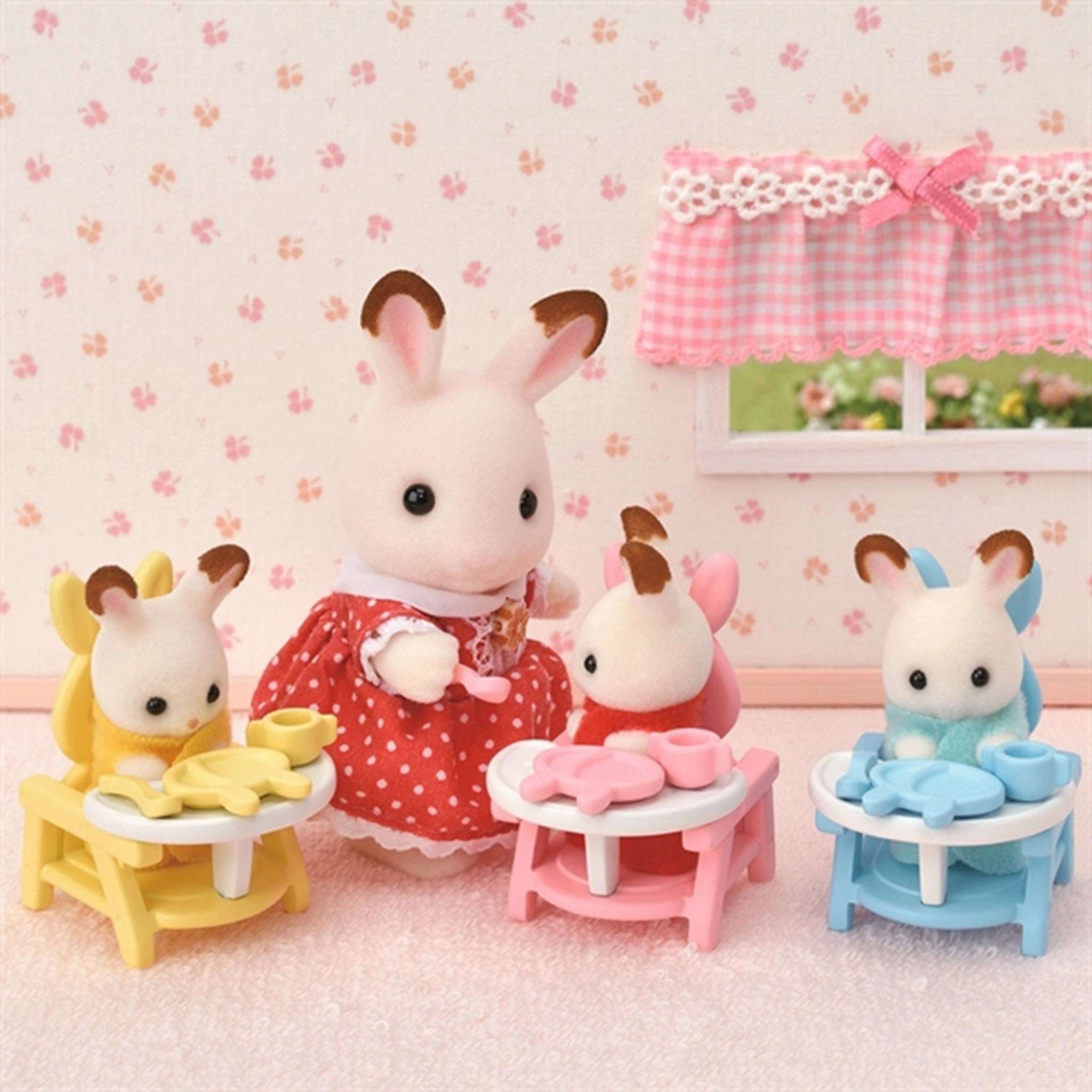 Sylvanian Families Triplets Care Set