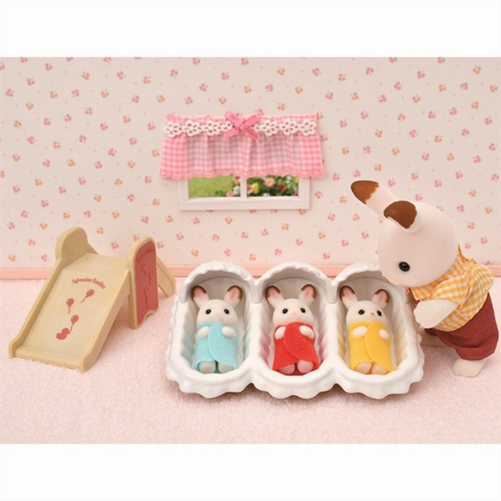 Sylvanian Families Triplets Care Set
