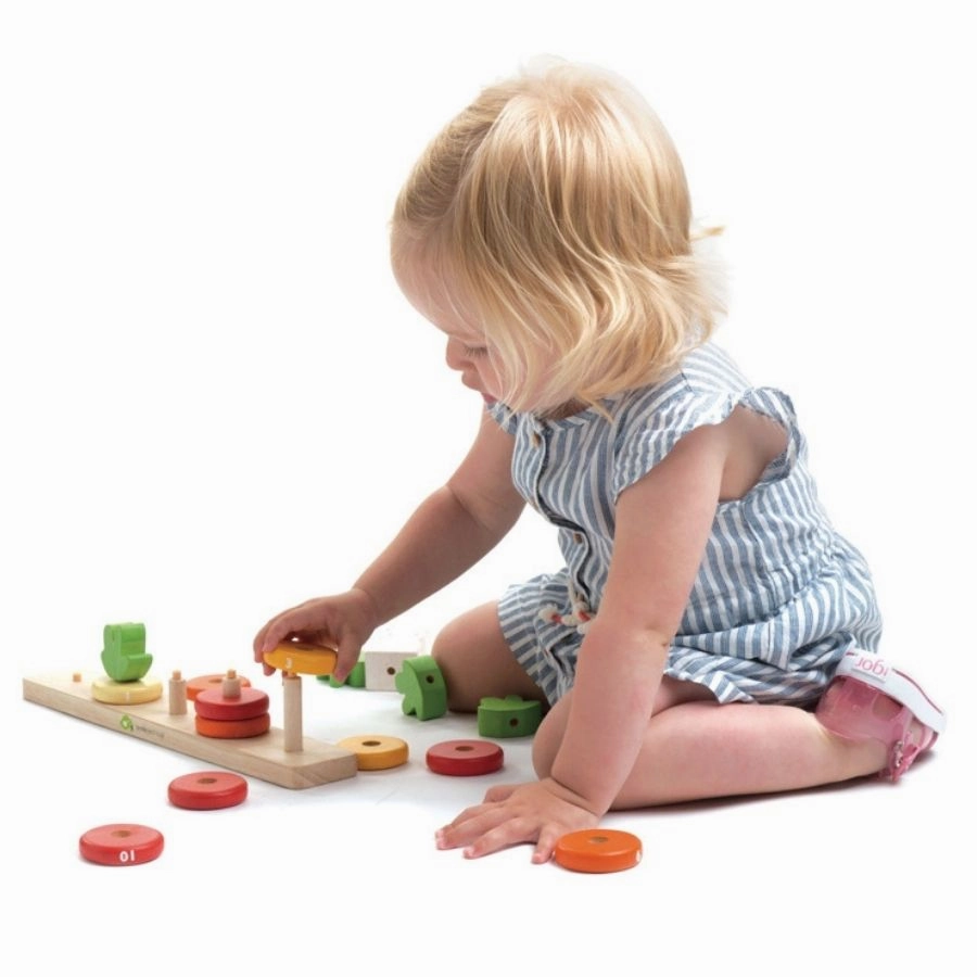 Tender Leaf Toys - Counting Carrots Wooden Stacker