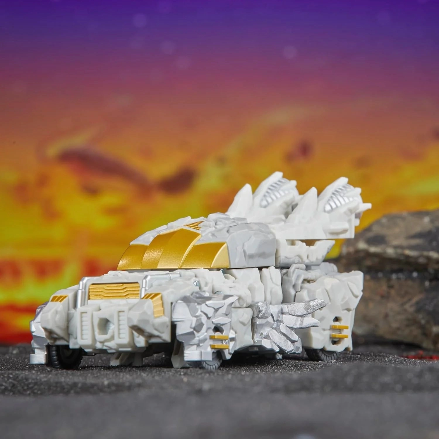 Transformers Legacy Infernac Universe Nucleous Action Figure