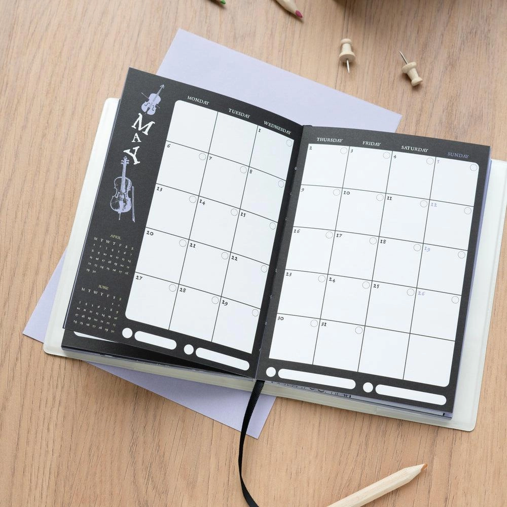 WEDNESDAY 2023/2024 Pocket Diary Week To View 17 Months