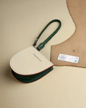 Womens Beige&Green Leather Coin Zip Wallet with Leather Chain Leather Zip Wristlet Purse for Ladies