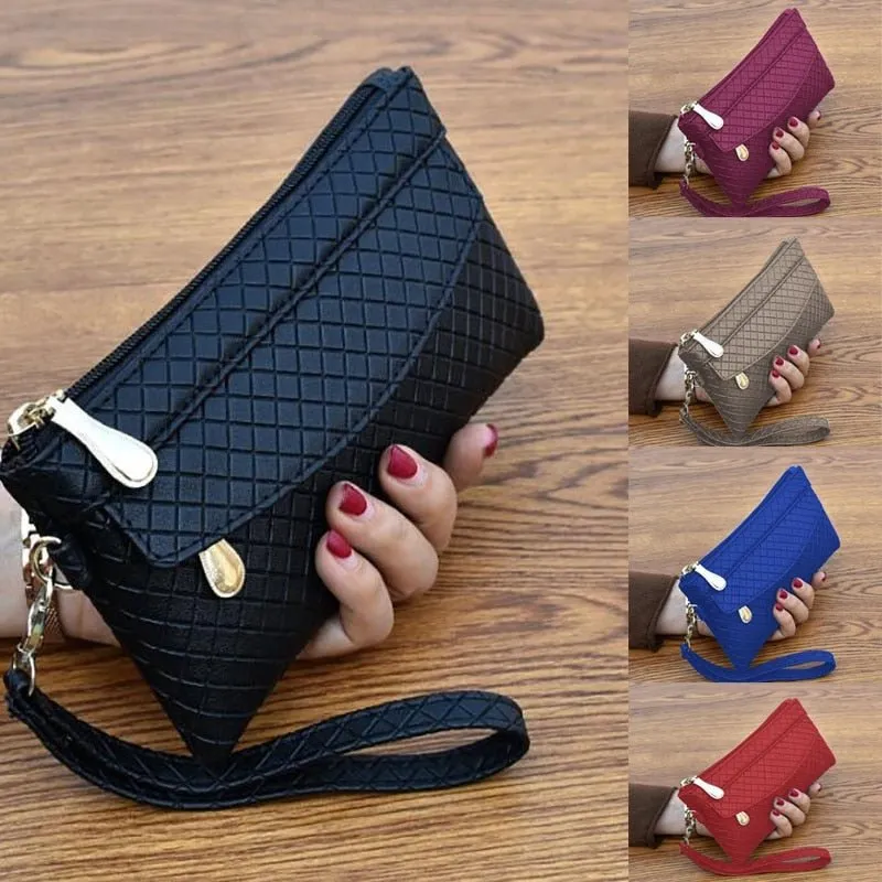 Wristlet Wallet: Organized and Stylish